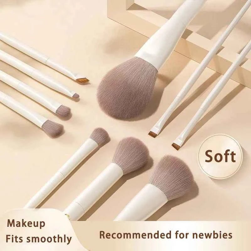 Ensemble Pinceaux Maquillage Professionnel : Votre Secret pour une Beauté Éclatante - SKINOVA