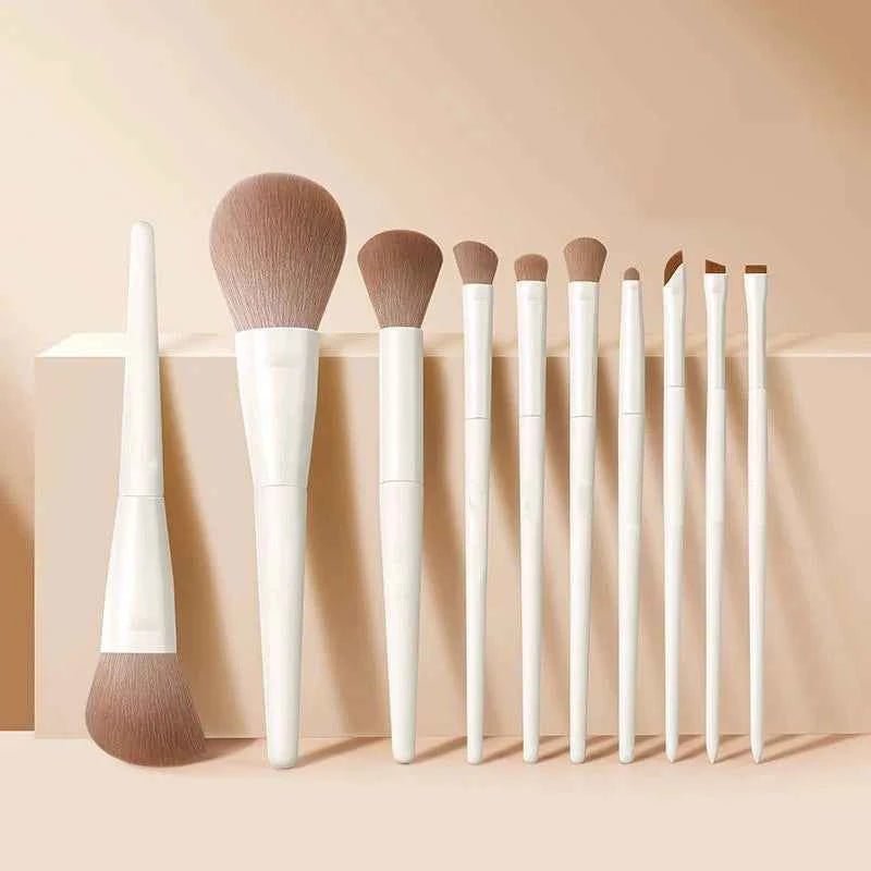 Ensemble Pinceaux Maquillage Professionnel : Votre Secret pour une Beauté Éclatante - SKINOVA